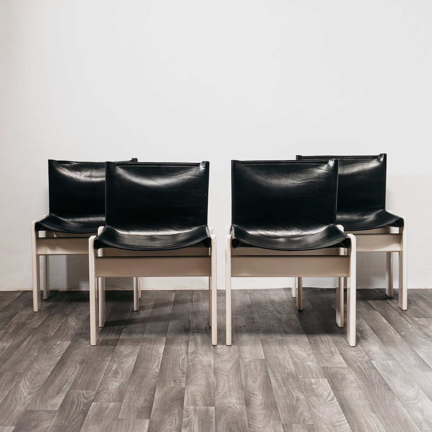 Set di 4 sedie “Monk” Afra & Tobia Scarpa Molteni&C Rare Edition 1980's Design