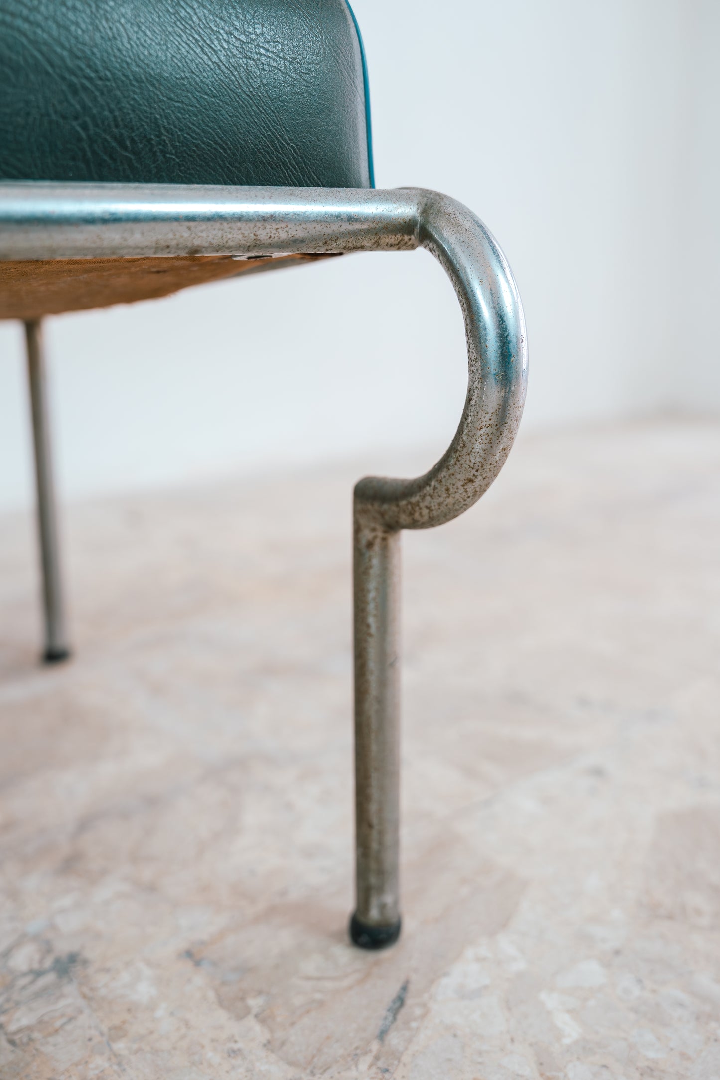 Divanetto Bauhaus Cantilever Anni ‘40 In Acciaio Tubolare Design Modernariato
