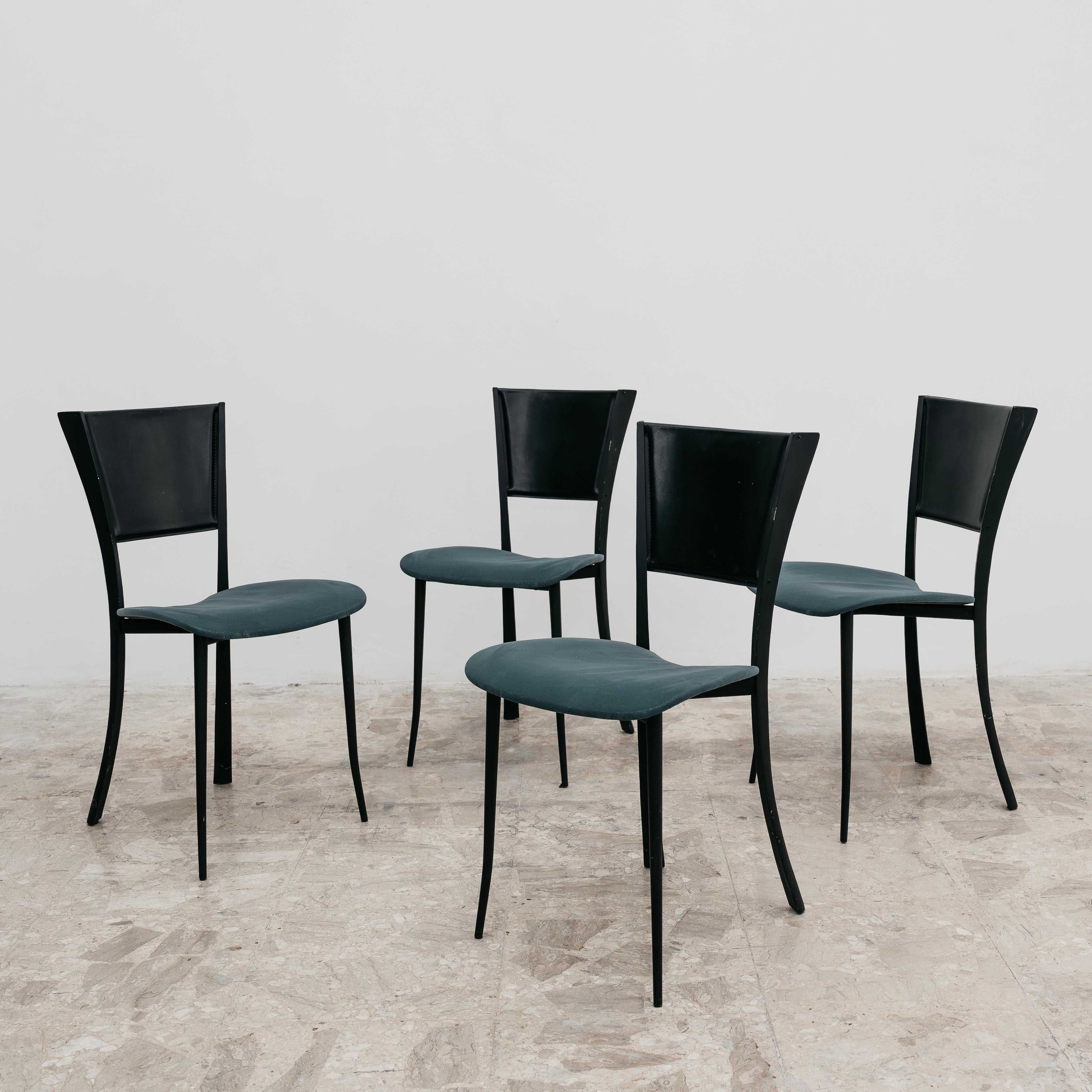 Set Da Pranzo 4 Sedie Design Made In Italy Anni 80 Postmodern Modernariato