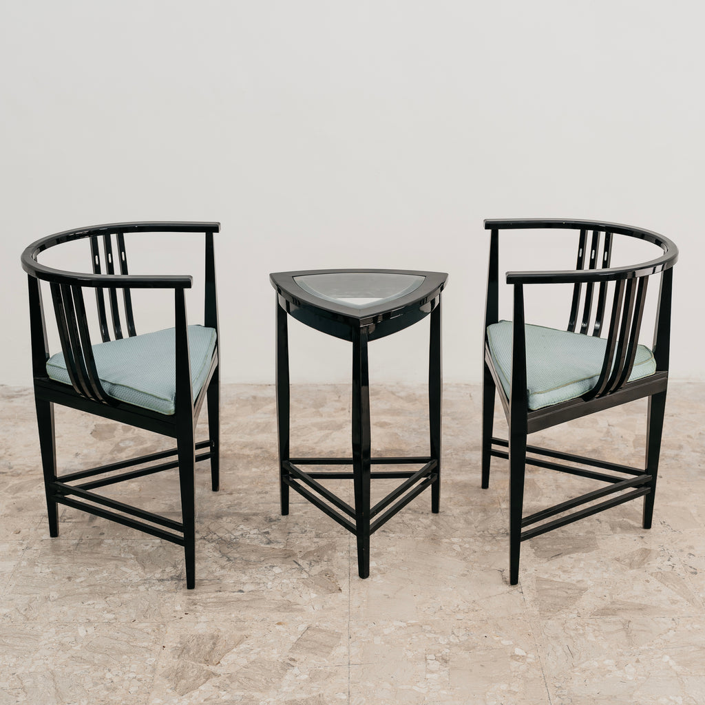 Ernest Archibald Taylor Coppia Poltroncine E Tavolino Triangolare Design 1980’s