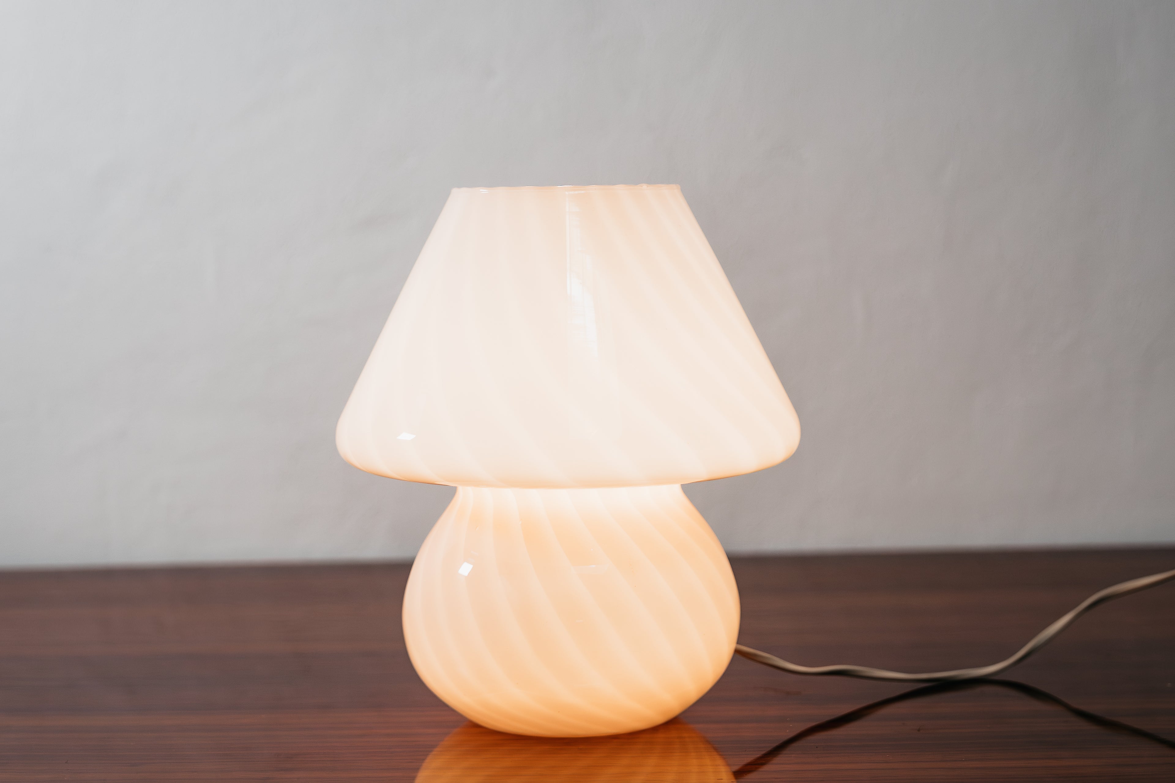 Coppia Di Lampade Da Tavolo Murano Mushroom Rose 1970’s Design Pink Shade