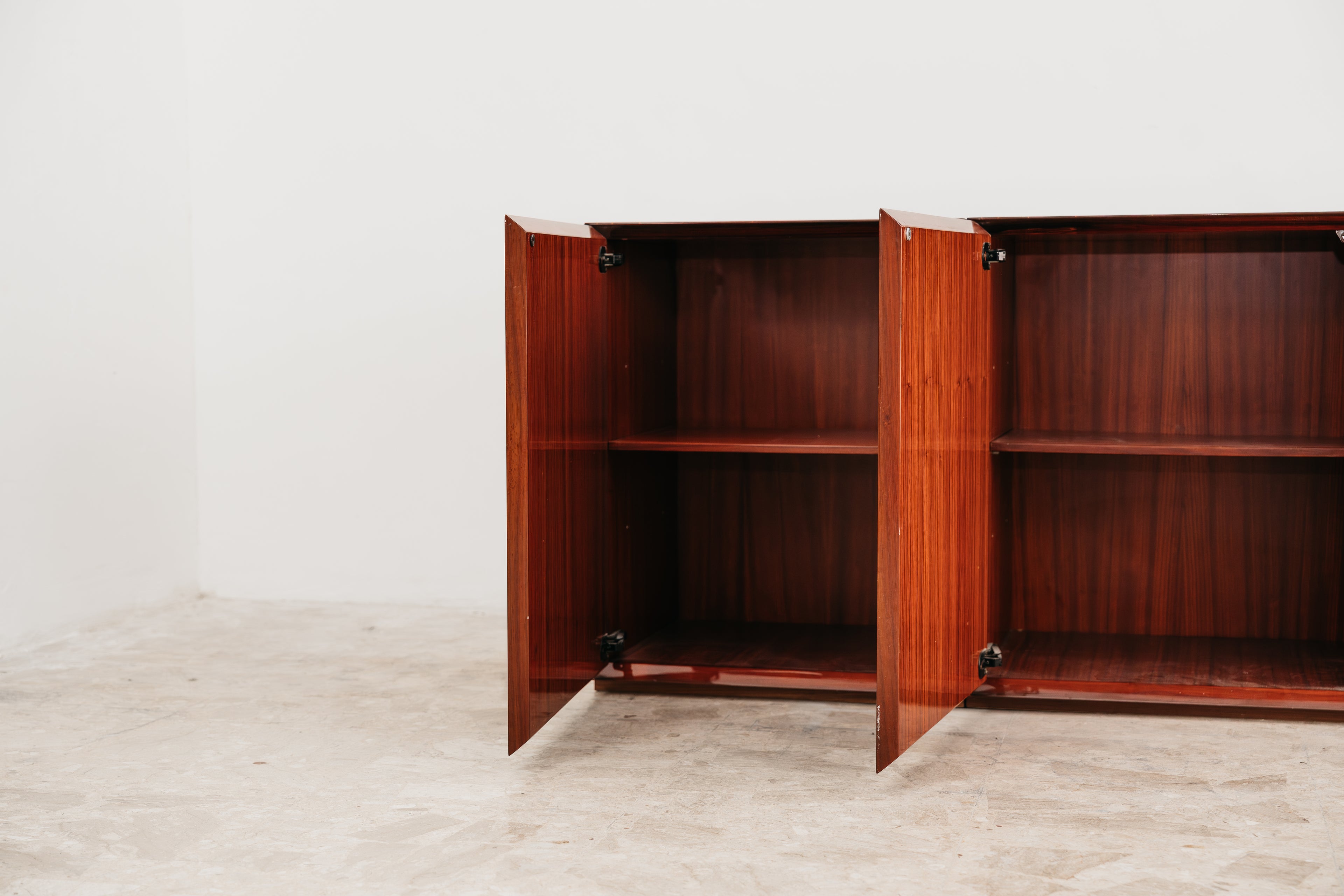 Credenza In Palissandro Monumentale Zebrawood Lacquered Mid-Century Design 1970