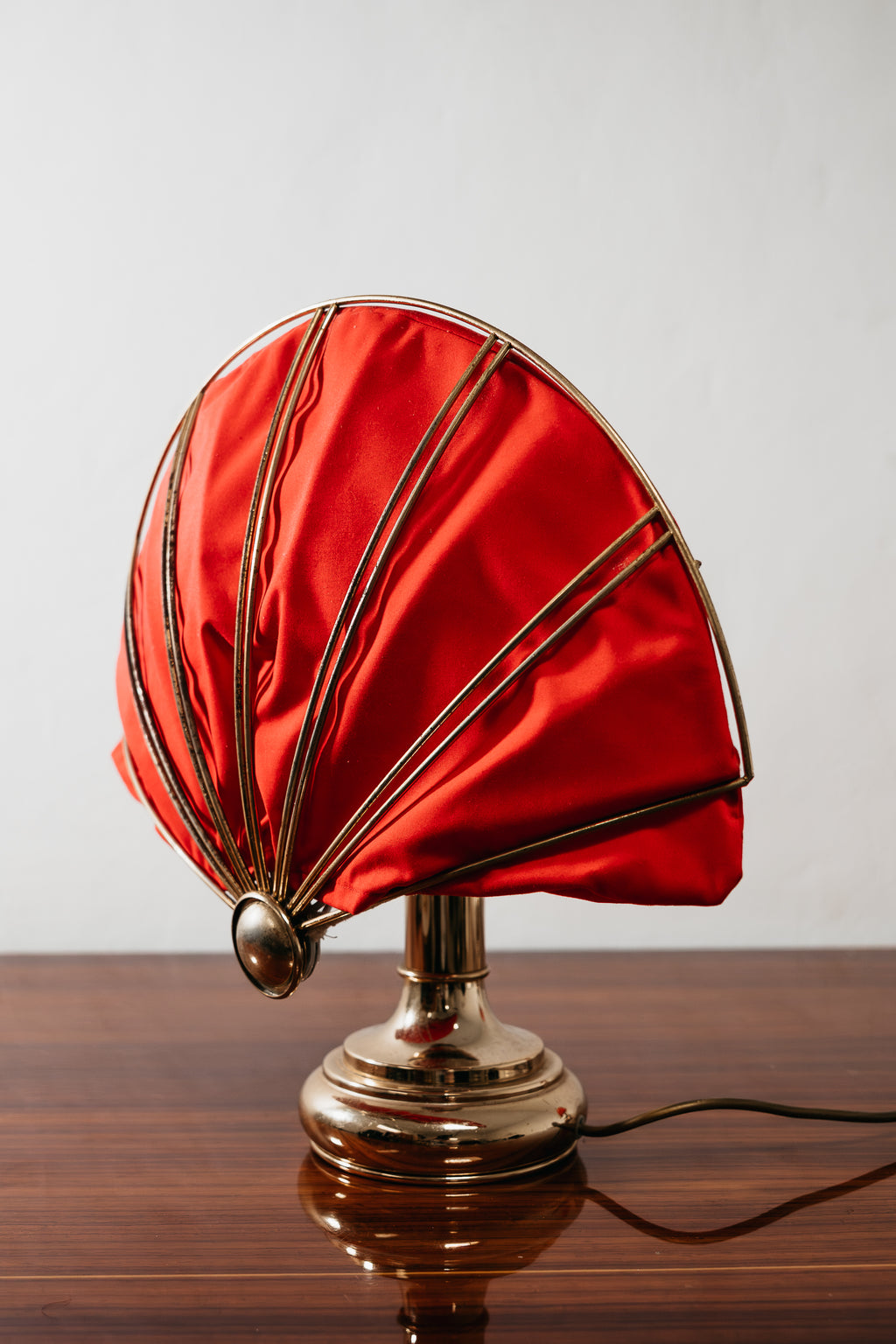 Coppia Di Lampade Da Tavolo A Ventaglio In Ottone Hollywood Regency 1970’s