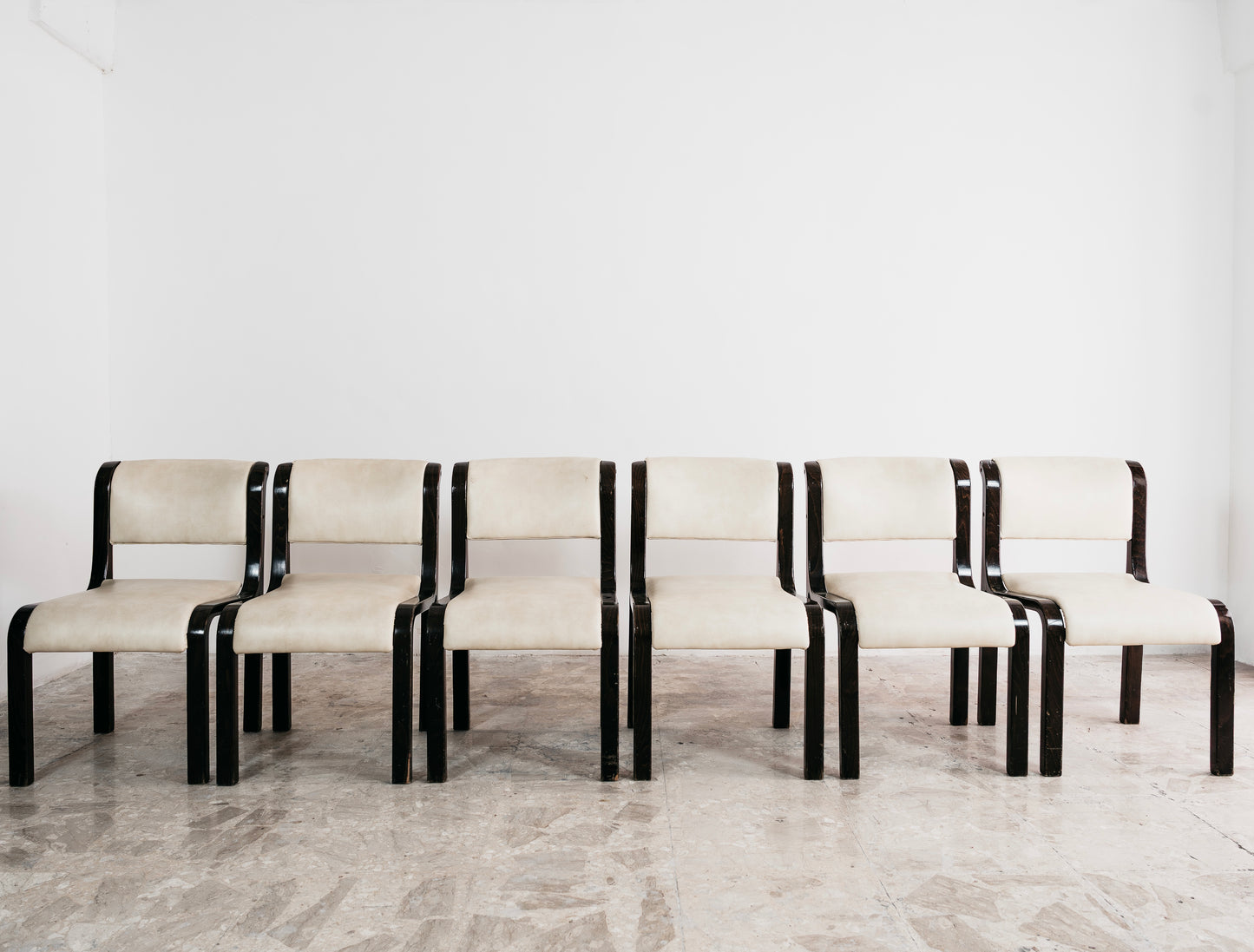 Set Da Pranzo 6 Sedie Anni 70 Nello Stile Di Carlo Bartoli Per Tisettanta Mito
