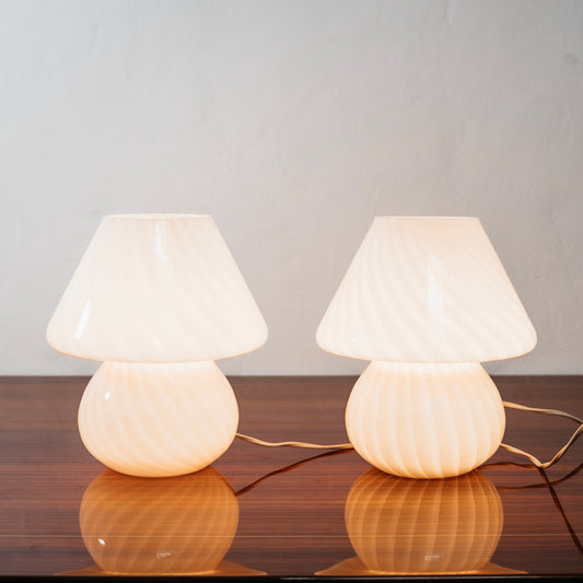Coppia Di Lampade Da Tavolo Murano Mushroom Rose 1970’s Design Pink Shade