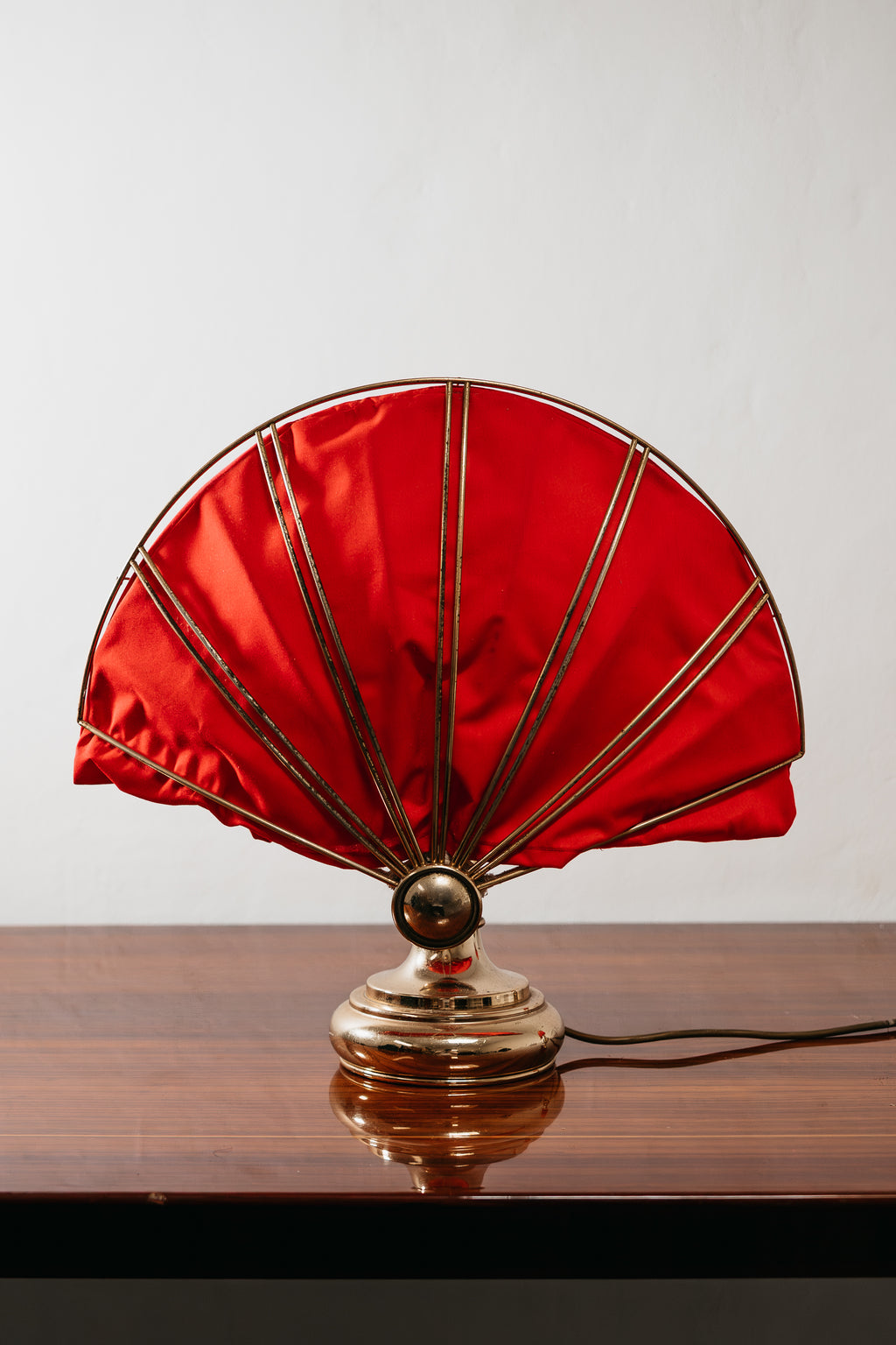 Coppia Di Lampade Da Tavolo A Ventaglio In Ottone Hollywood Regency 1970’s
