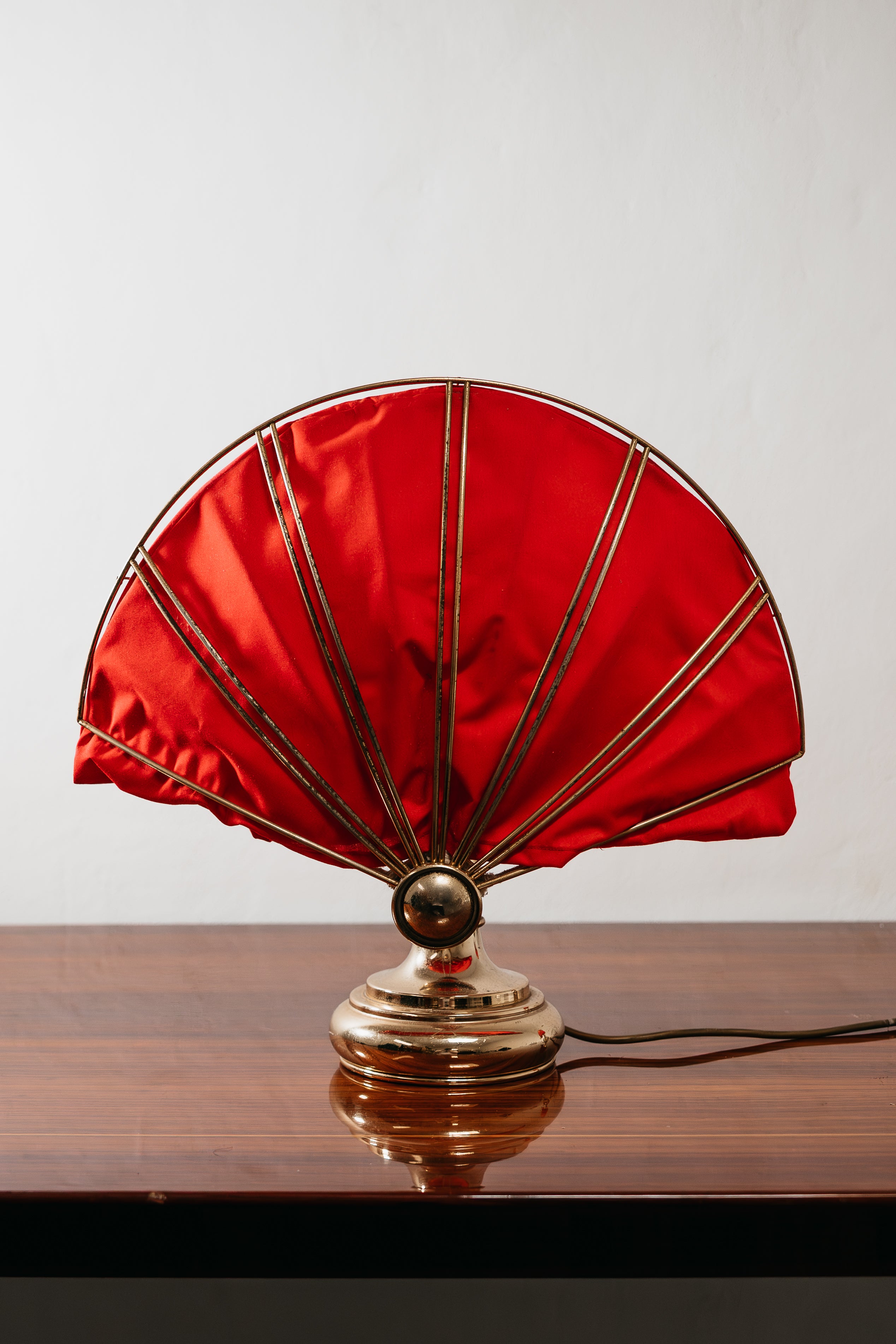 Coppia Di Lampade Da Tavolo A Ventaglio In Ottone Hollywood Regency 1970’s