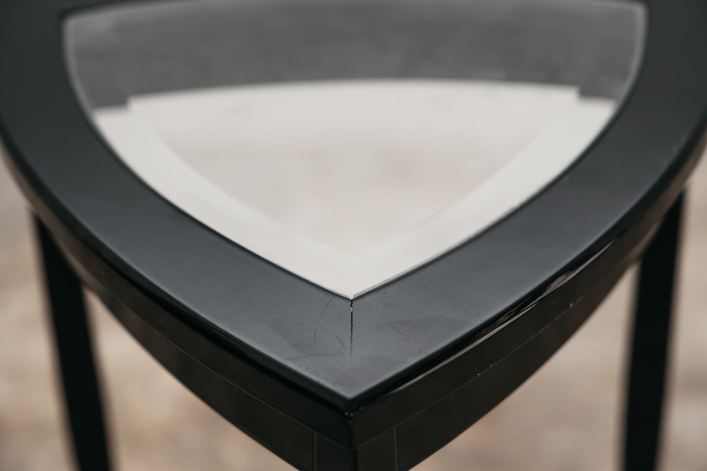 Ernest Archibald Taylor Coppia Poltroncine E Tavolino Triangolare Design 1980’s