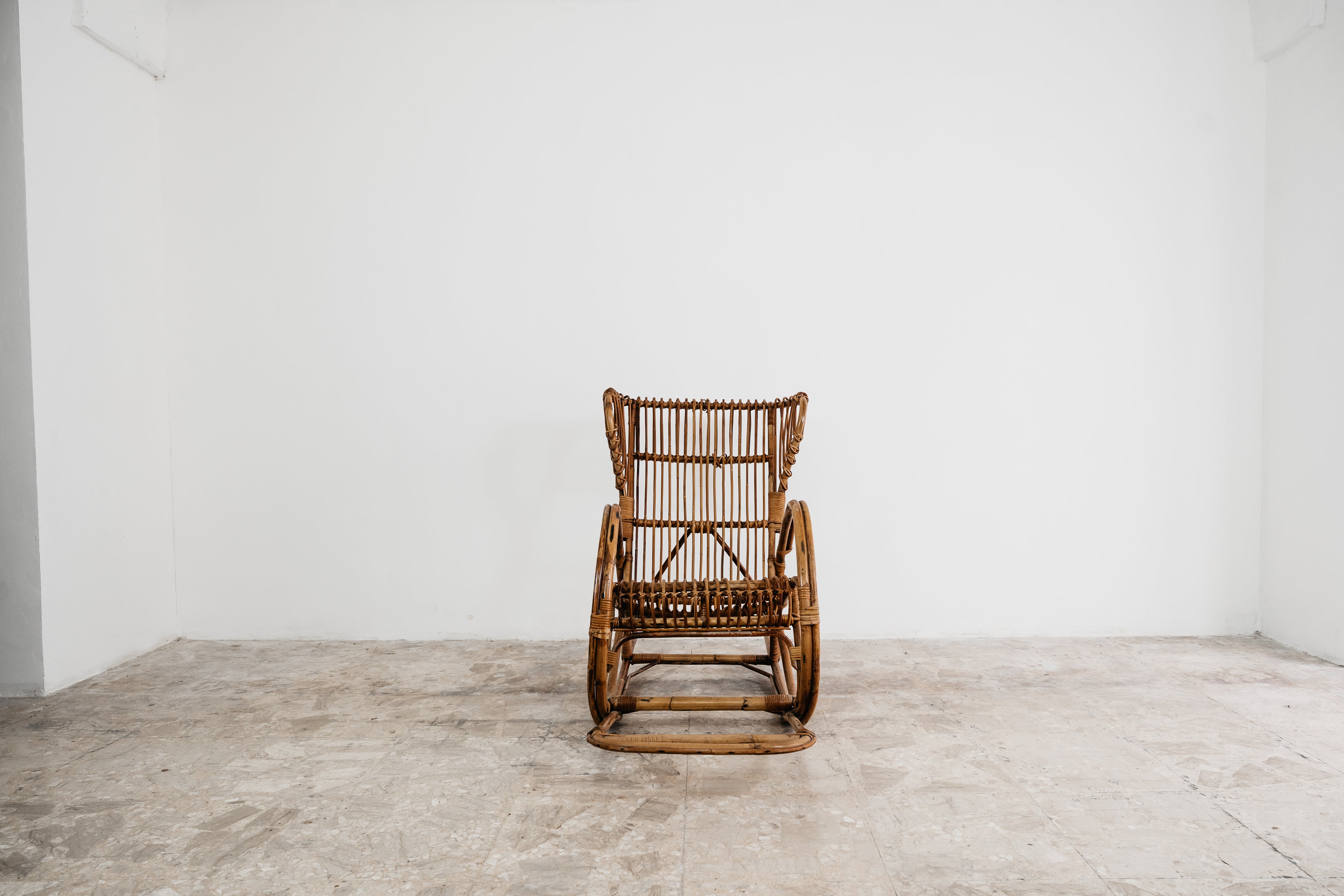 Poltrona a Dondolo Rocking Chair Francese Vintage Design Modernariato 1960’s