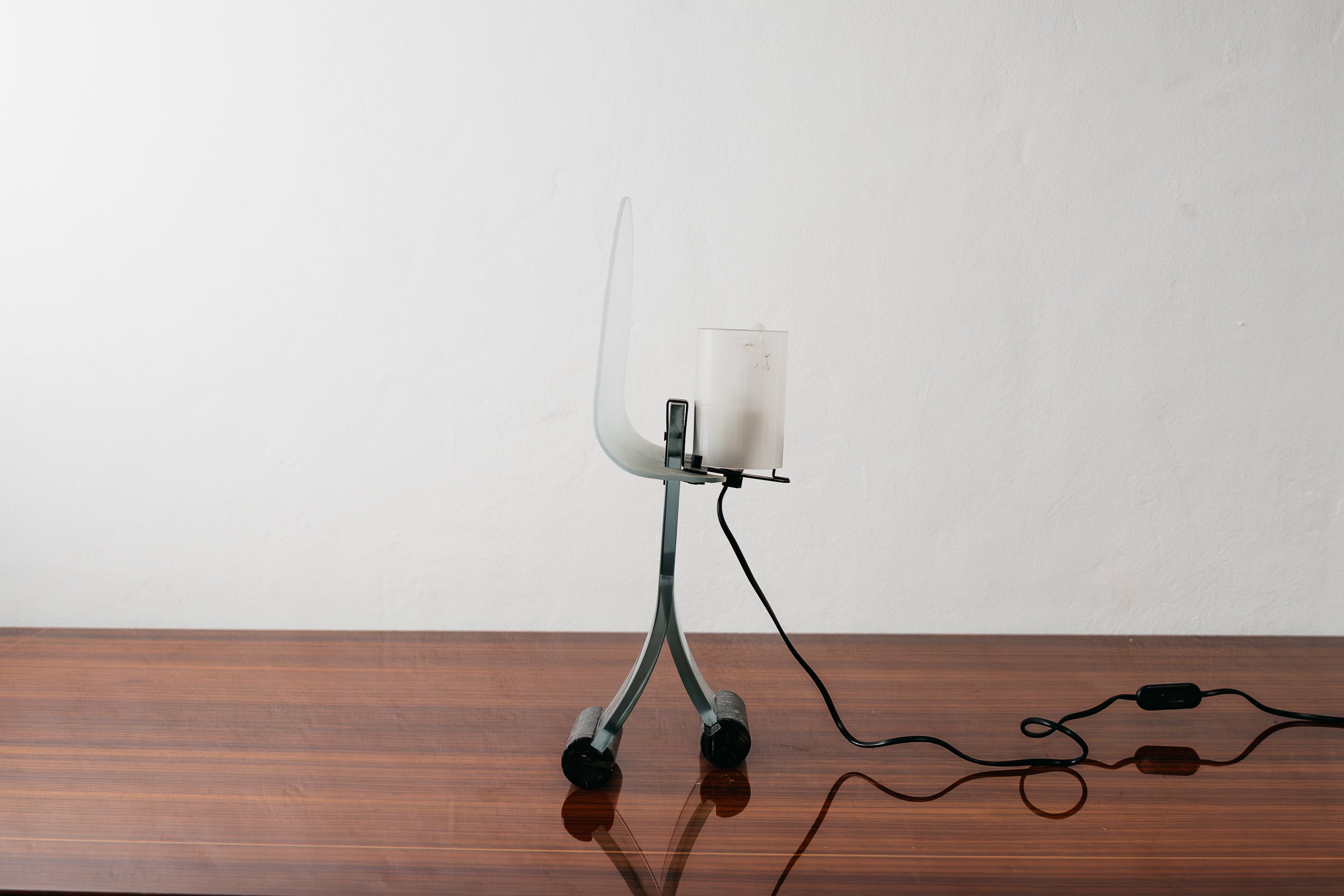 Lampada Da Tavolo Silhouette Design Table Lamp Marble & Glass 1980’s Postmodern