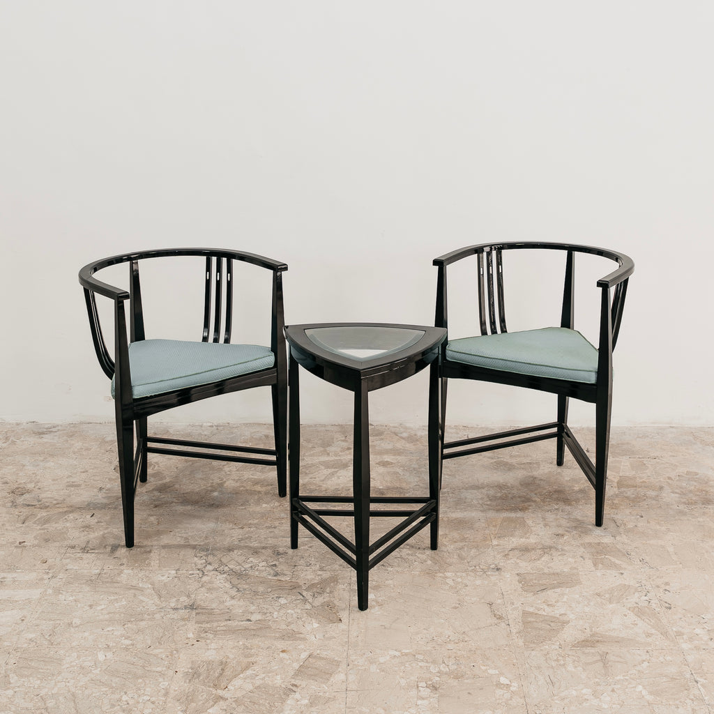 Ernest Archibald Taylor Coppia Poltroncine E Tavolino Triangolare Design 1980’s