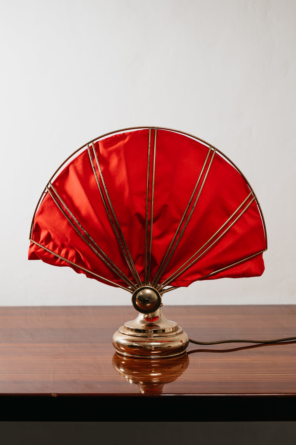 Coppia Di Lampade Da Tavolo A Ventaglio In Ottone Hollywood Regency 1970’s