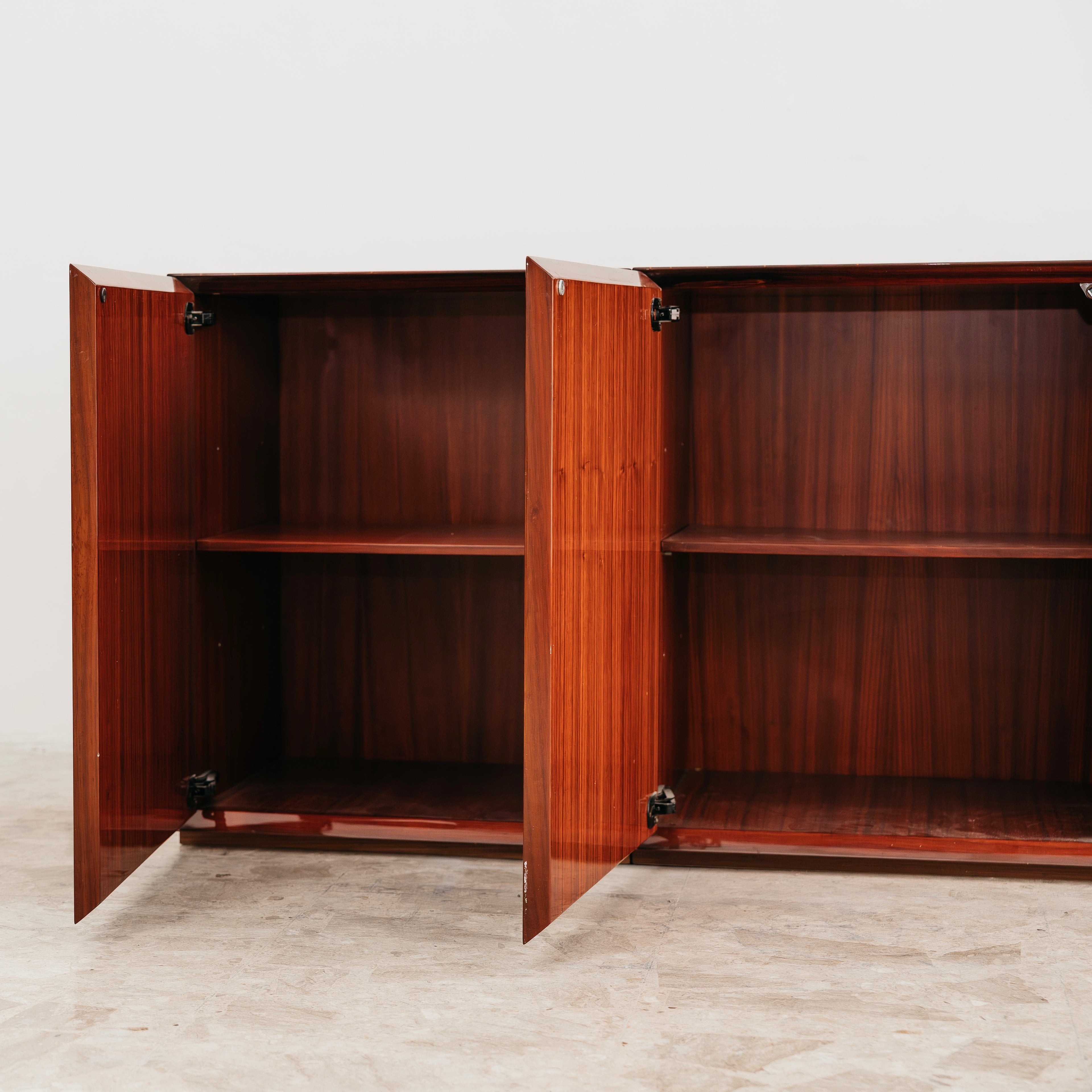 Credenza In Palissandro Monumentale Zebrawood Lacquered Mid-Century Design 1970