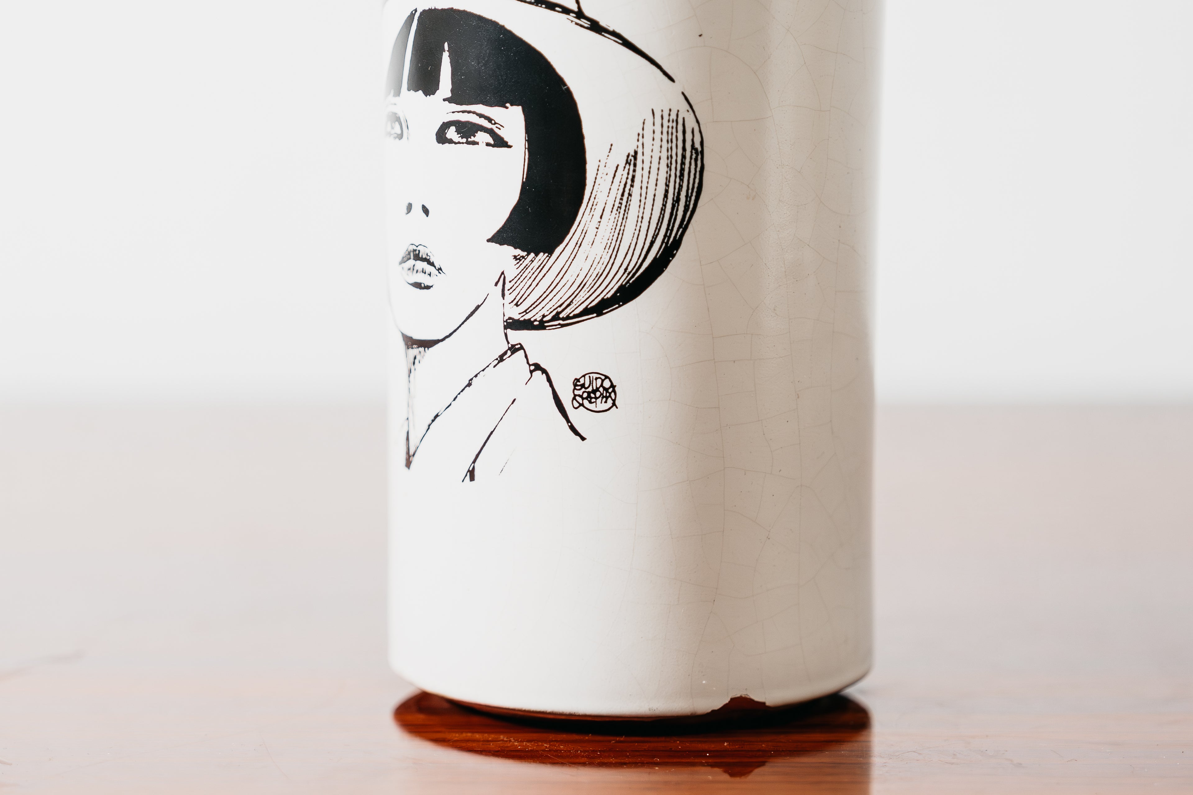 Guido Crepax “ Valentina” Vaso In Ceramica Cotto Veneto , Anni ‘70 Design Art