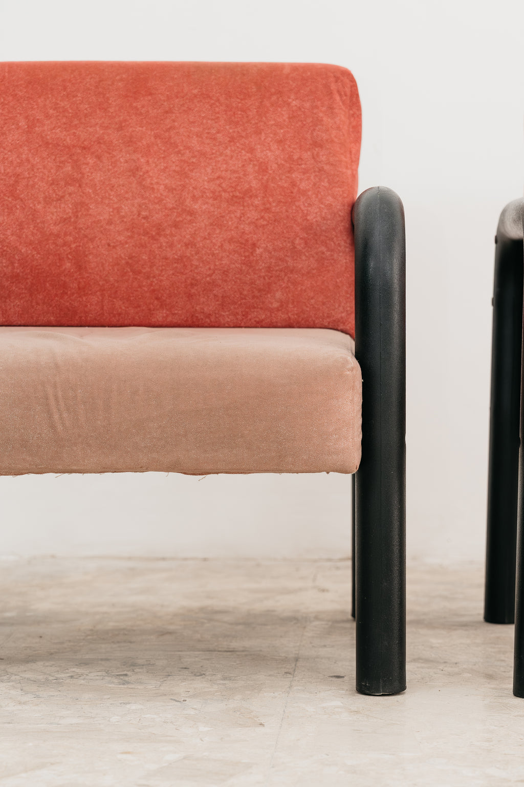 Coppia Di Poltrone Postmoderne Memphis Style Anni ‘80 Design Modernariato