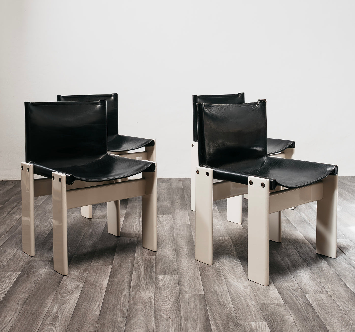 Set di 4 sedie “Monk” Afra & Tobia Scarpa Molteni&C Rare Edition 1980's Design