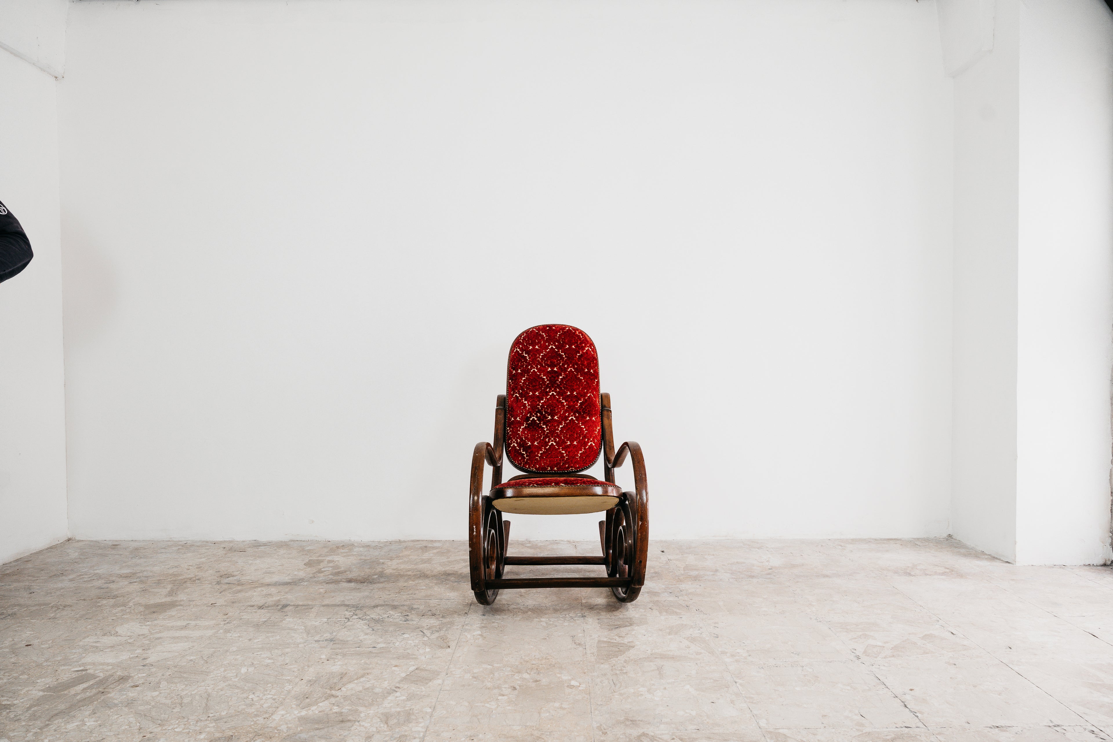 Poltrona A Dondolo Thonet Vintage Mid-Century Design