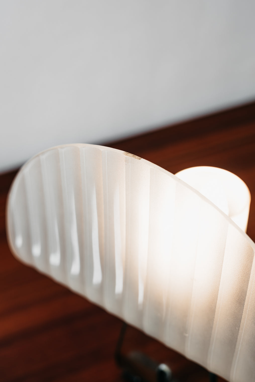 Lampada Da Tavolo Silhouette Design Table Lamp Marble & Glass 1980’s Postmodern