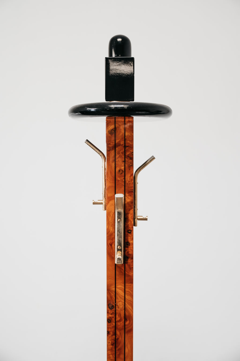 APPENDIABITI DI DESIGN IN RADICA ATTRIBUITO A WILLY RIZZO ANNI 70