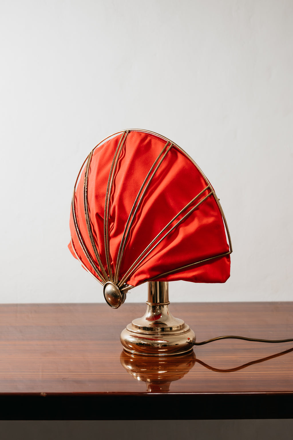 Coppia Di Lampade Da Tavolo A Ventaglio In Ottone Hollywood Regency 1970’s