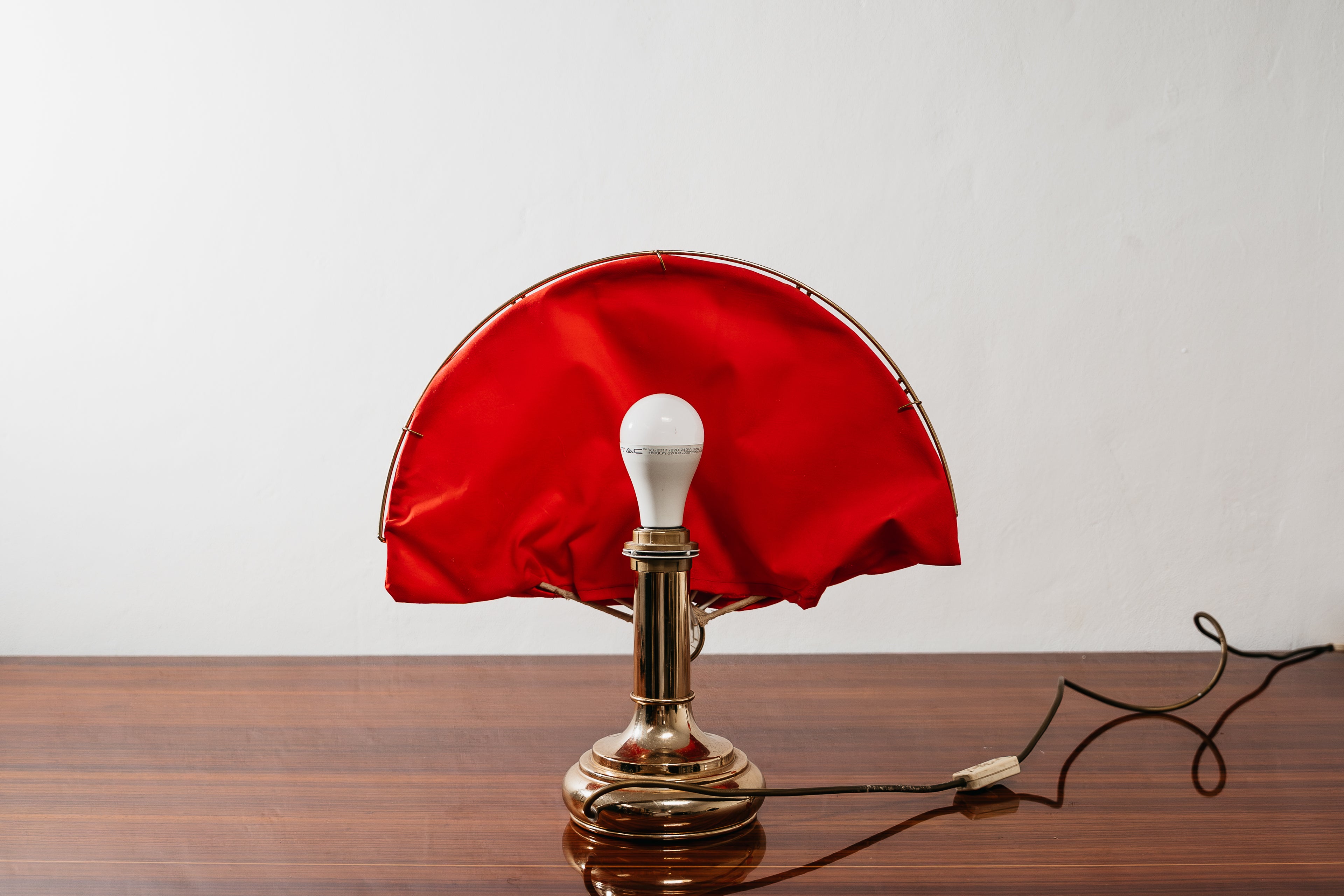 Coppia Di Lampade Da Tavolo A Ventaglio In Ottone Hollywood Regency 1970’s